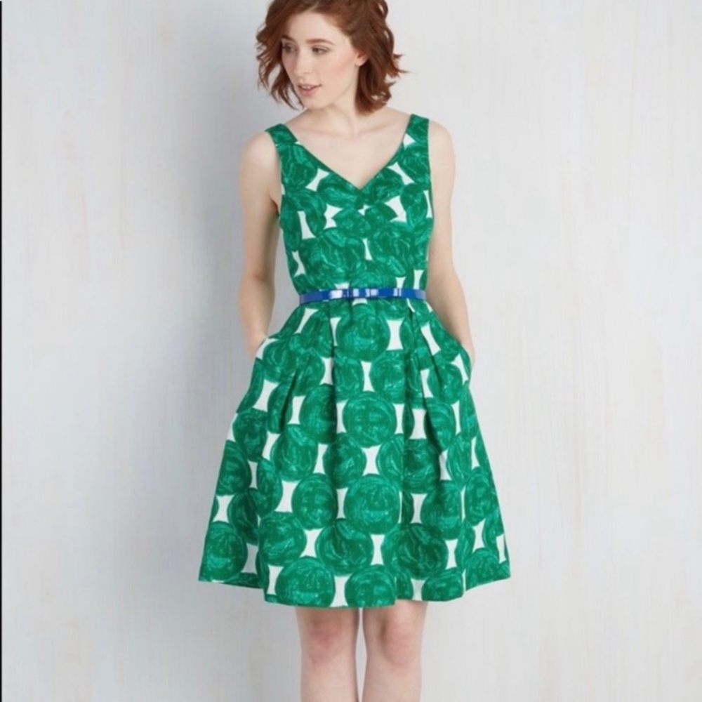 ModCloth All Day Elan Dress Size Small - Picture 1 of 8